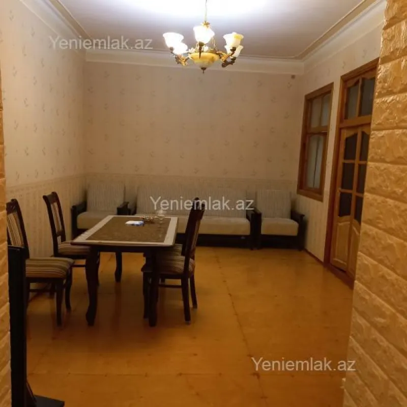 Satılır 3 otaqlı həyət evi 100 m²