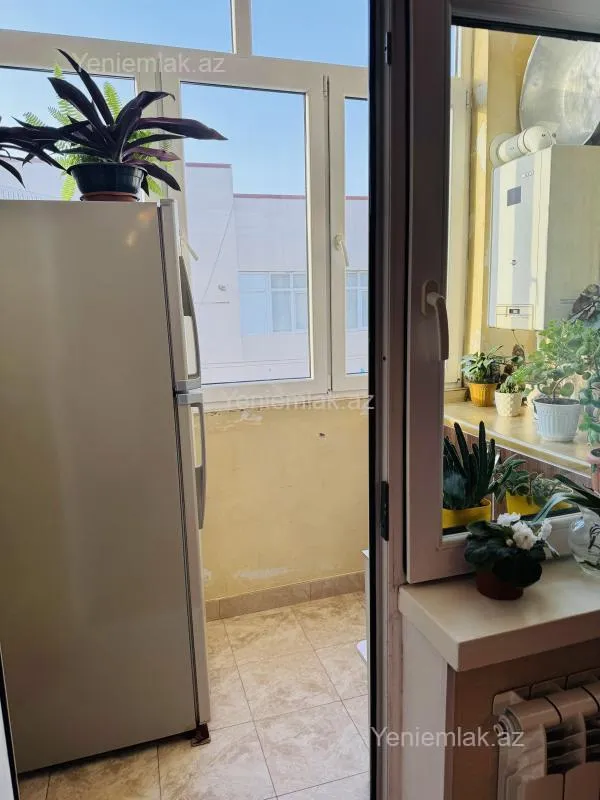 Satılır 3 otaqlı yeni tikili 130 m²