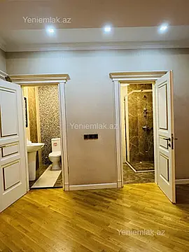 Satılır 3 otaqlı yeni tikili 130 m²