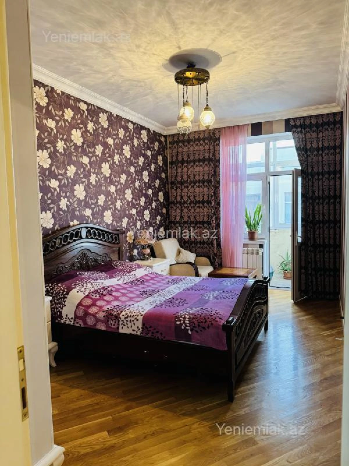 Satılır 3 otaqlı yeni tikili 130 m²