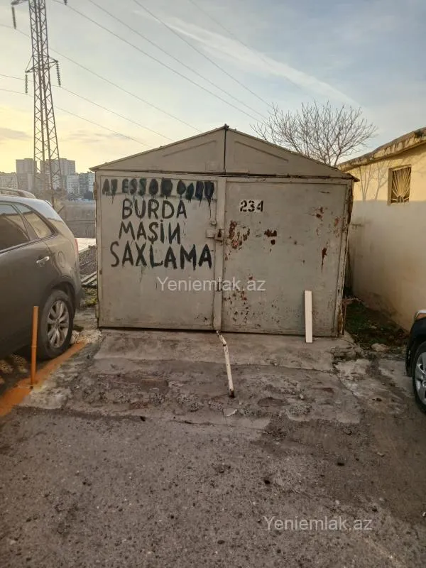 Satılır 3 otaqlı köhnə tikili 80 m²