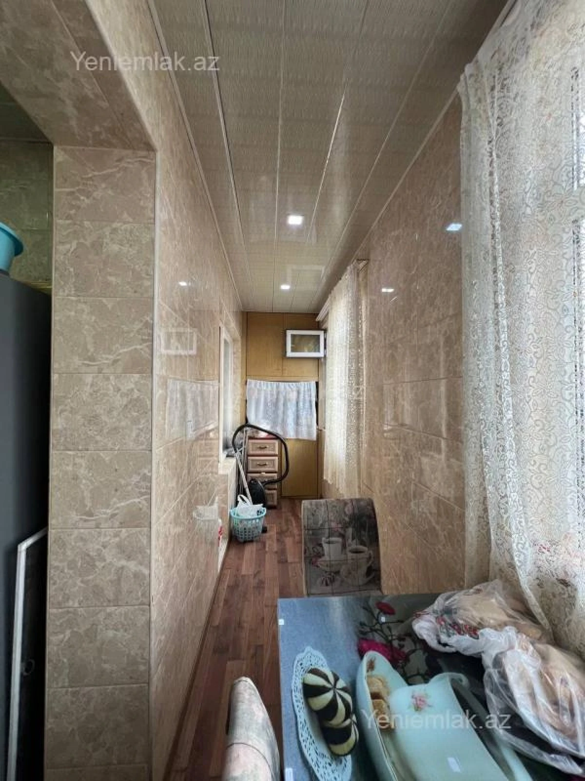 Satılır 3 otaqlı köhnə tikili 85 m²
