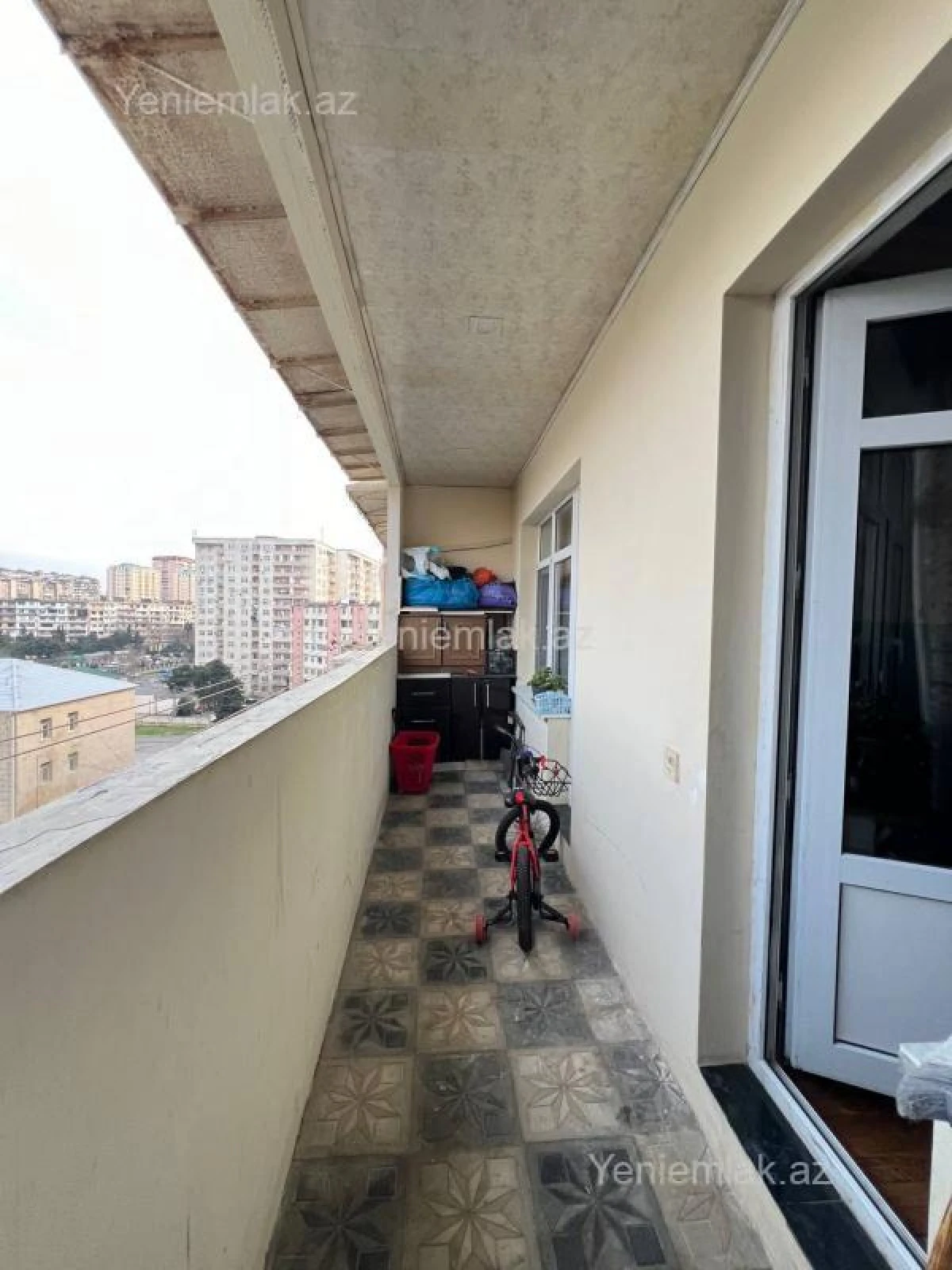 Satılır 3 otaqlı köhnə tikili 85 m²