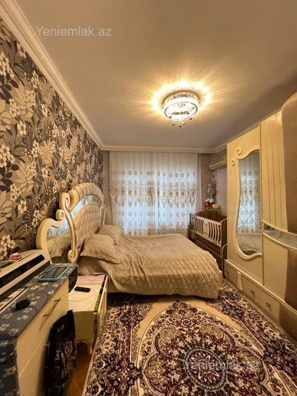 Satılır 3 otaqlı köhnə tikili 85 m²