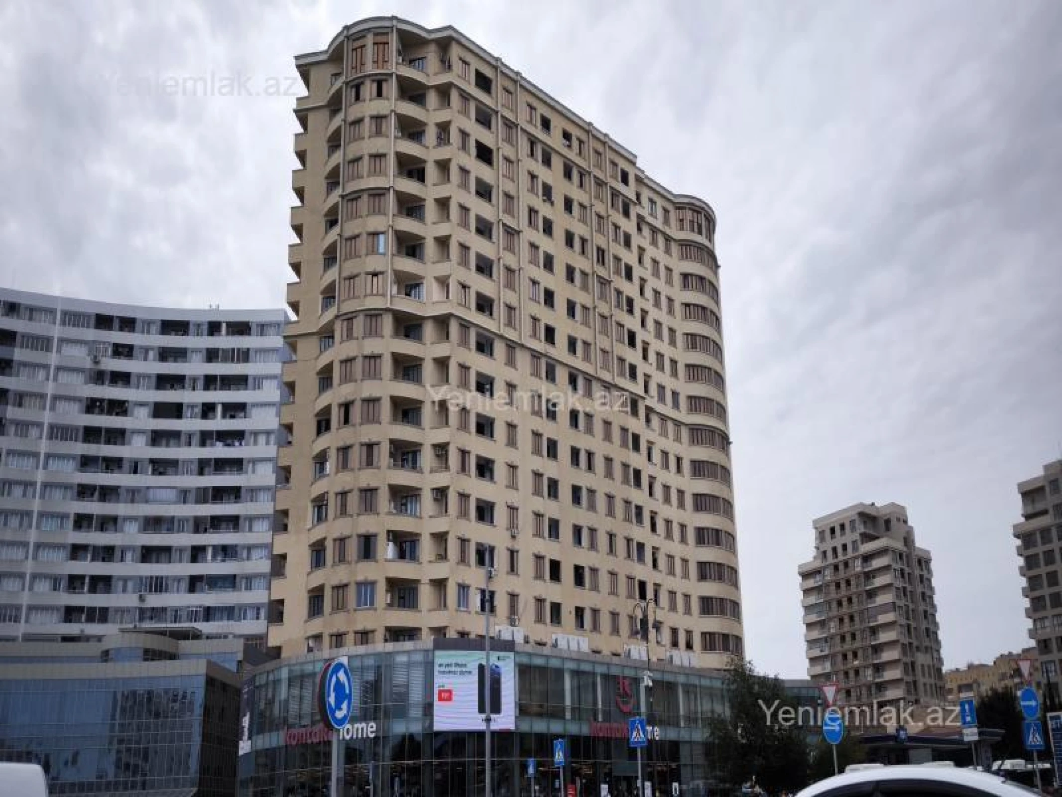 Satılır 3 otaqlı yeni tikili 145 m²