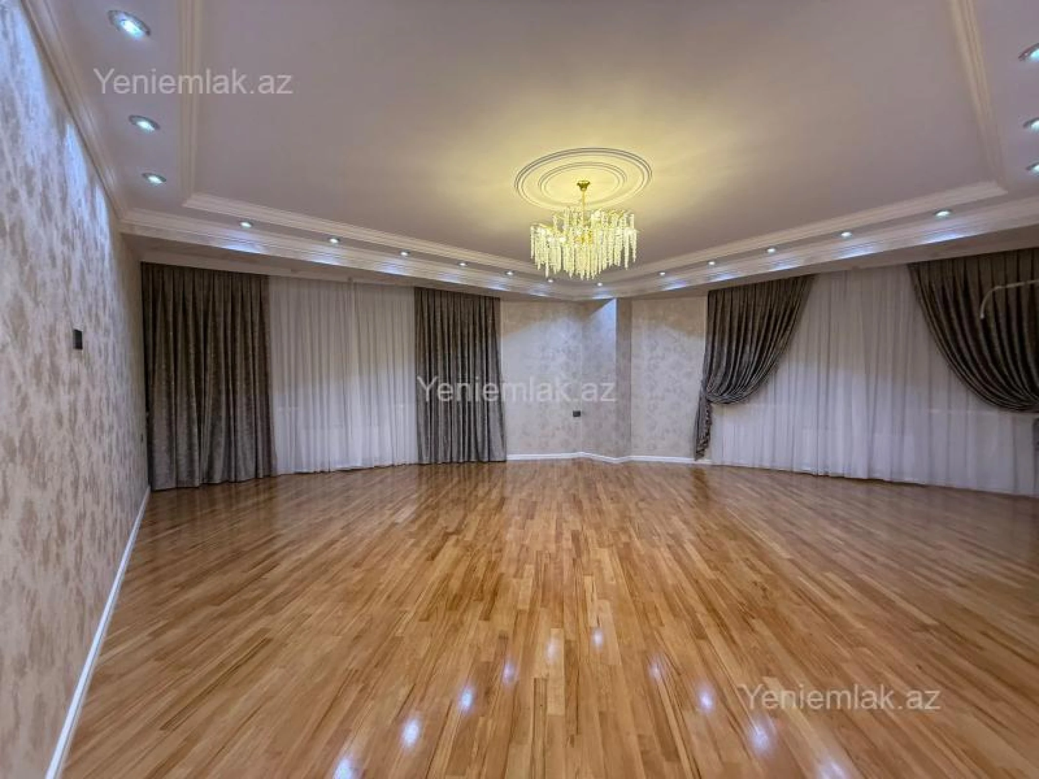 Satılır 3 otaqlı yeni tikili 145 m²