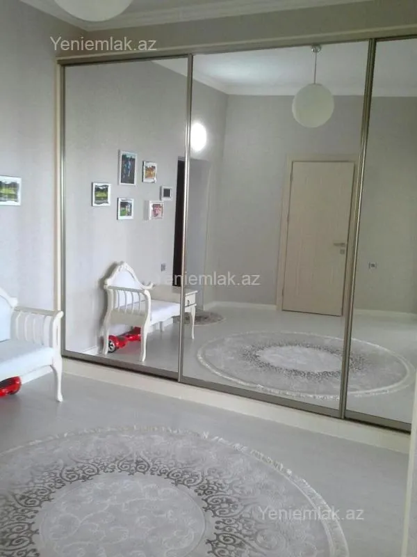 Satılır 2 otaqlı yeni tikili 110 m²