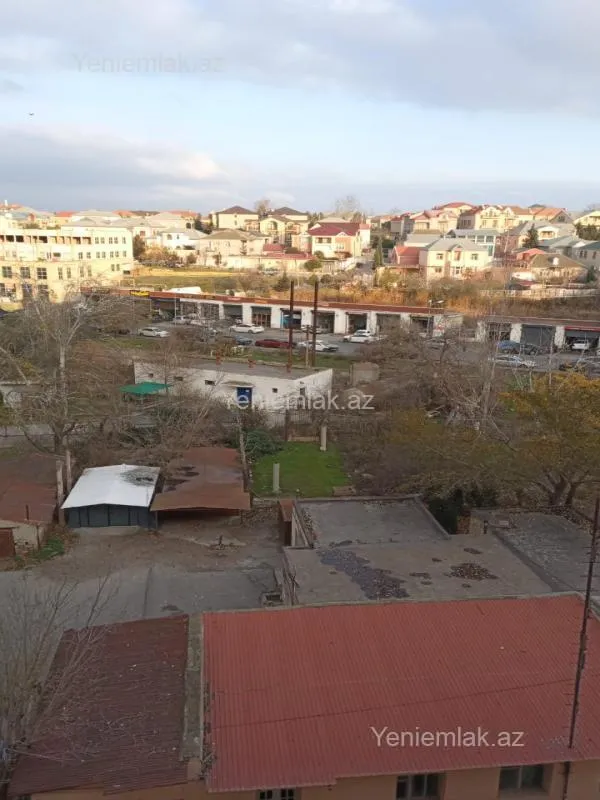 Satılır 2 otaqlı köhnə tikili 60 m²