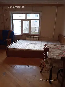 Satılır 2 otaqlı köhnə tikili 60 m²
