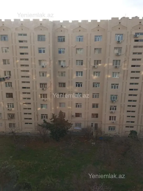 Satılır 2 otaqlı köhnə tikili 60 m²