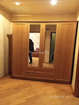 Satılır 2 otaqlı köhnə tikili 60 m²