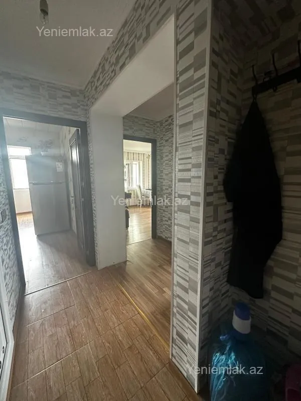 Satılır 2 otaqlı köhnə tikili 50 m²