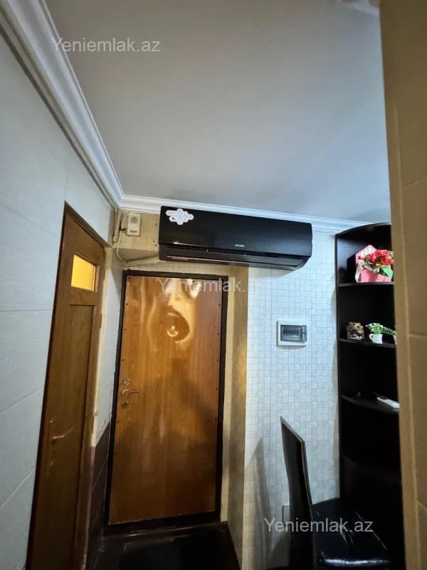 Satılır 2 otaqlı köhnə tikili 65 m²