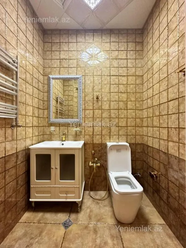 Satılır 3 otaqlı yeni tikili 167 m²