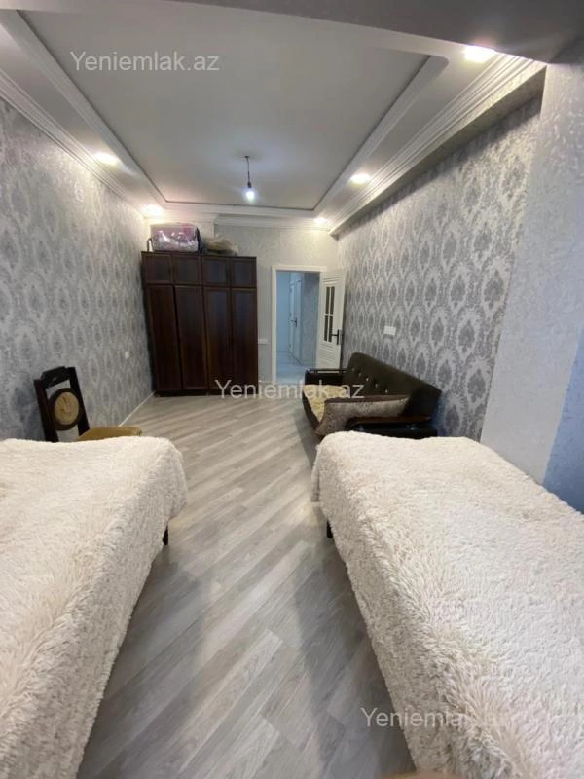 Satılır 3 otaqlı yeni tikili 130 m²
