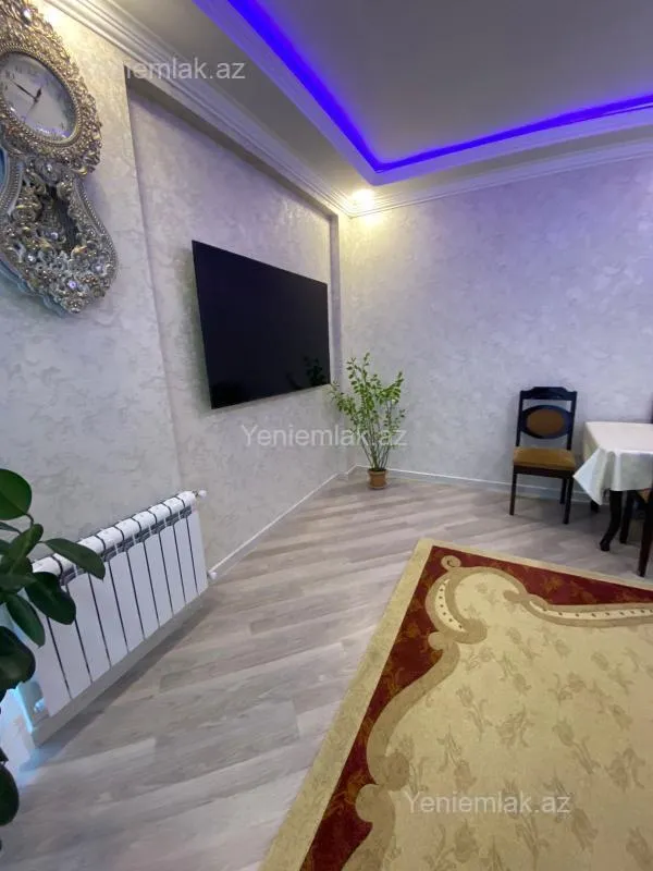 Satılır 3 otaqlı yeni tikili 130 m²