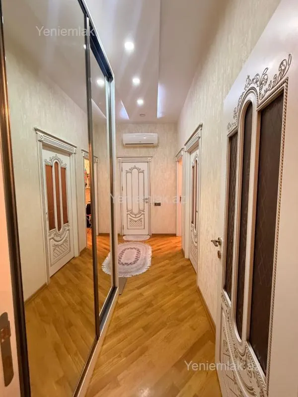 Satılır 3 otaqlı yeni tikili 70 m²