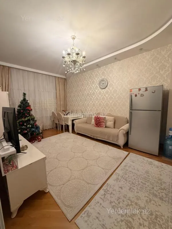 Satılır 3 otaqlı yeni tikili 70 m²