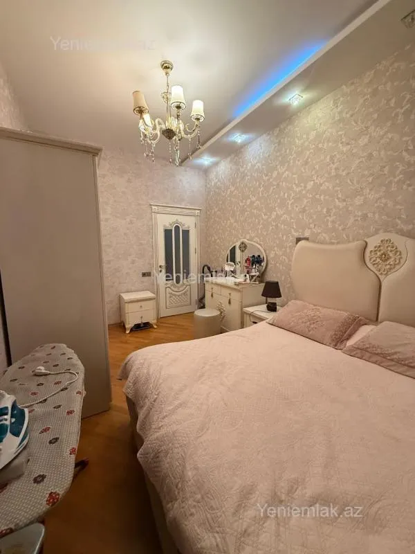 Satılır 3 otaqlı yeni tikili 70 m²