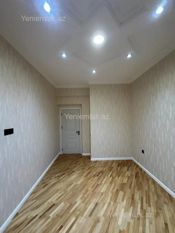 Satılır 3 otaqlı yeni tikili 72 m²