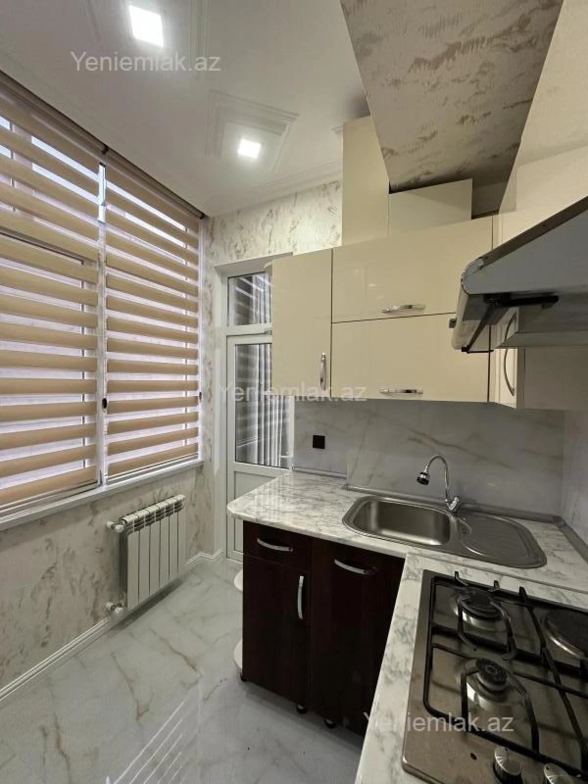 Satılır 3 otaqlı yeni tikili 72 m²