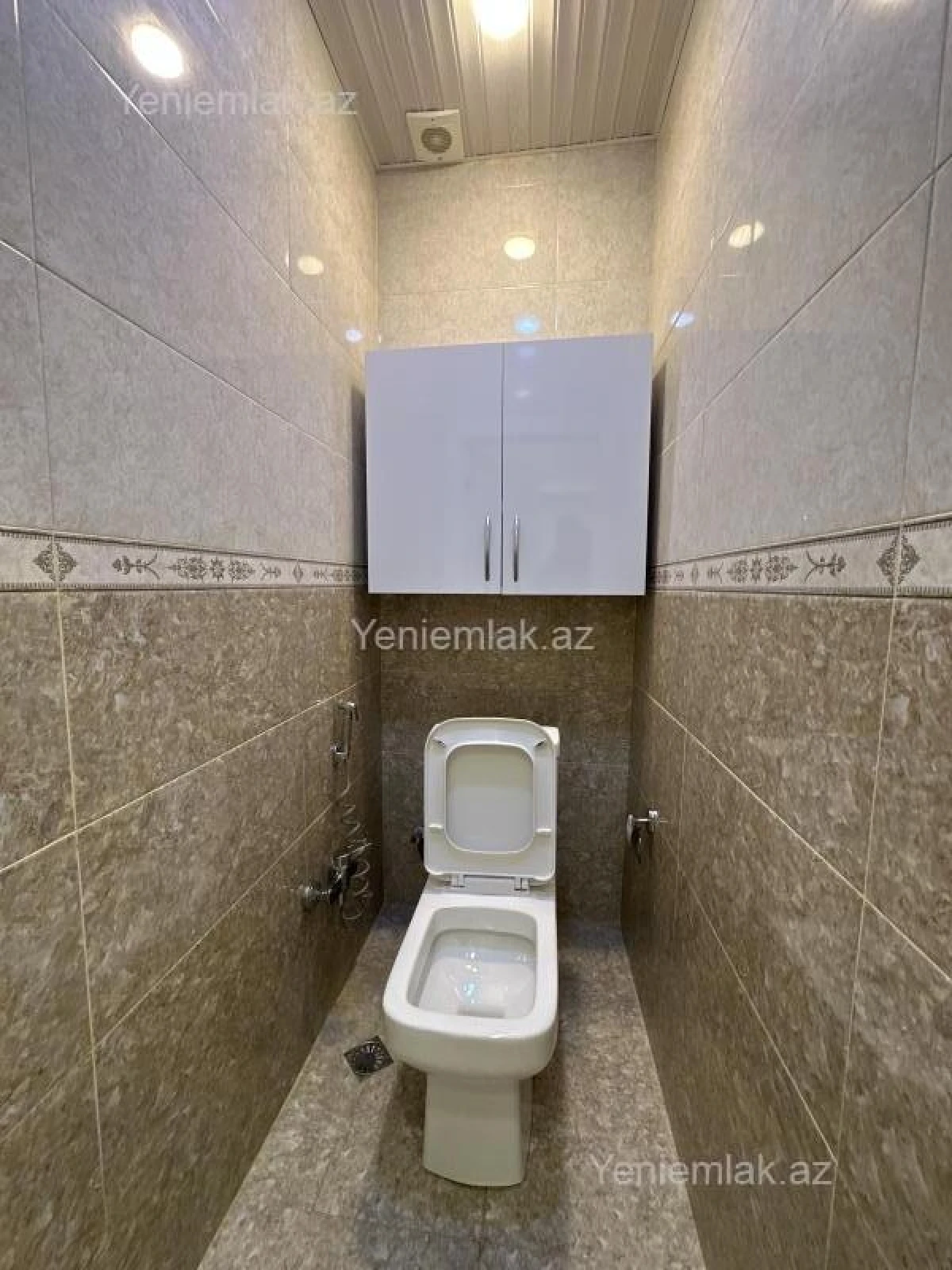 Satılır 3 otaqlı yeni tikili 72 m²