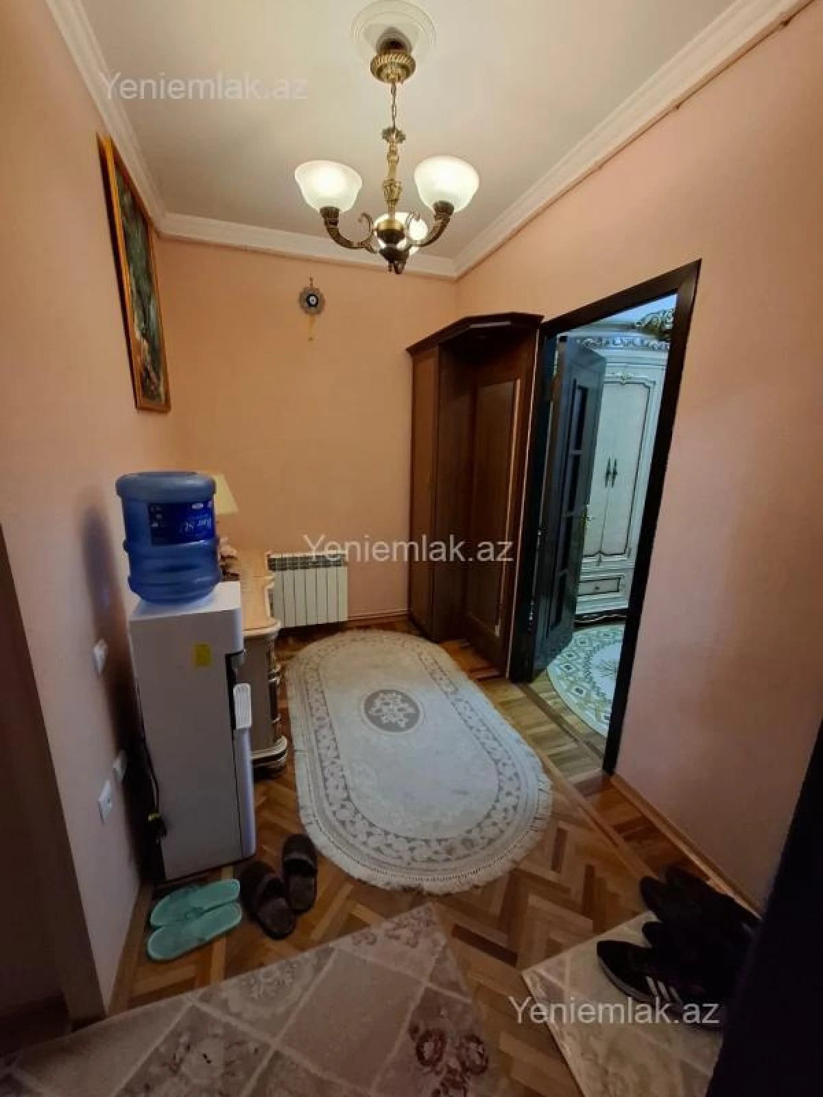 Satılır 2 otaqlı köhnə tikili 55 m²