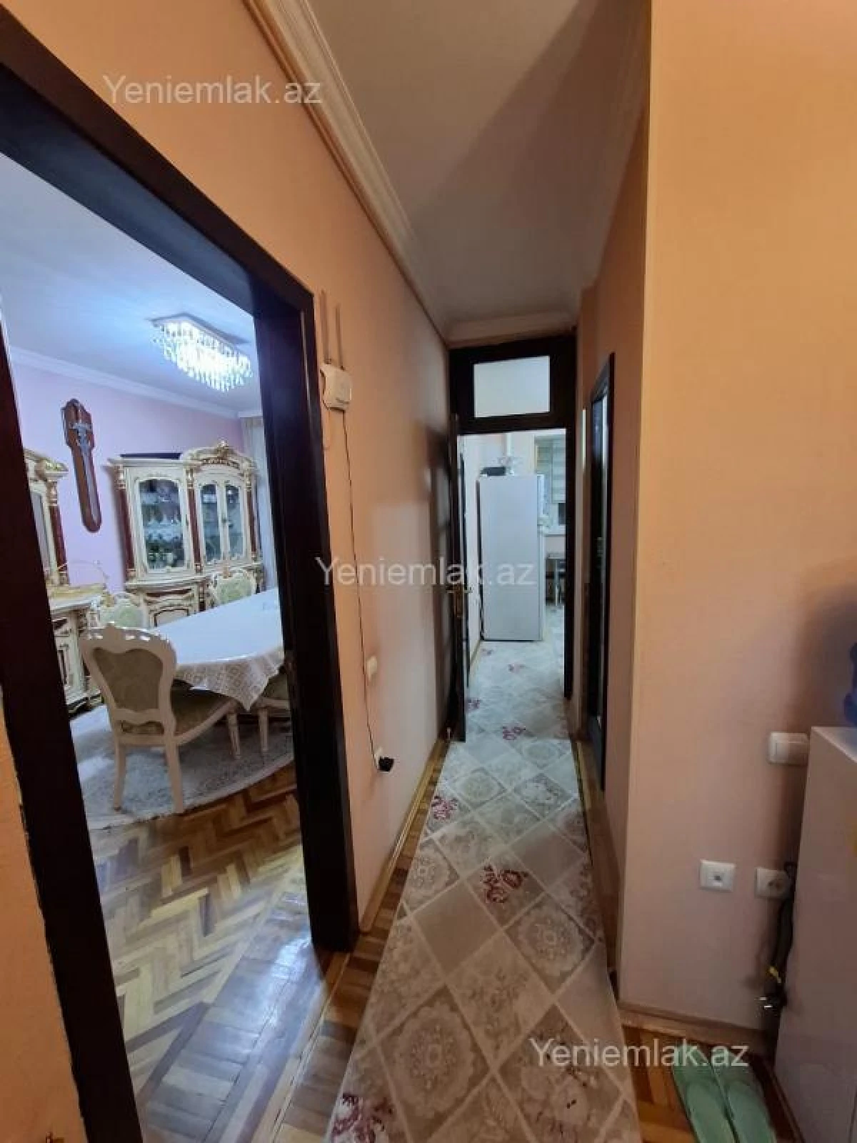 Satılır 2 otaqlı köhnə tikili 55 m²
