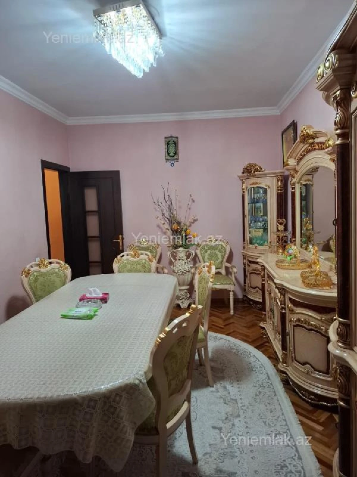 Satılır 2 otaqlı köhnə tikili 55 m²