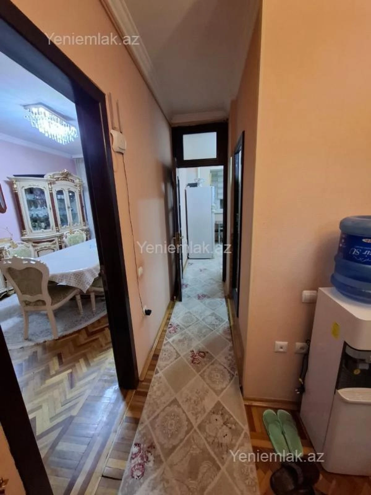 Satılır 2 otaqlı köhnə tikili 55 m²