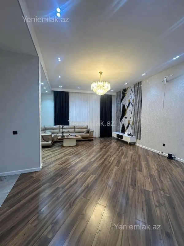 Satılır 4 otaqlı həyət evi 150 m²