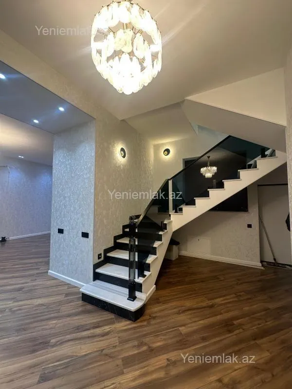 Satılır 4 otaqlı həyət evi 150 m²