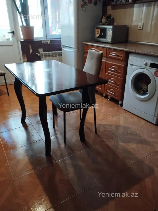 Satılır 2 otaqlı yeni tikili 70 m²