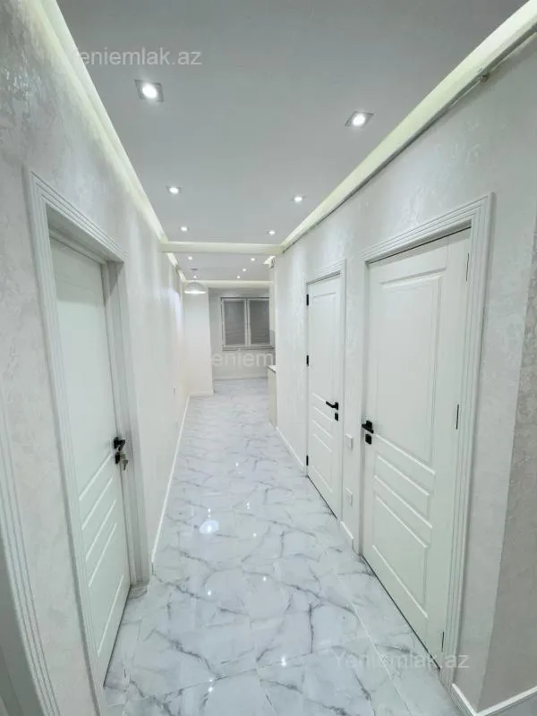 Satılır 3 otaqlı köhnə tikili 80 m²