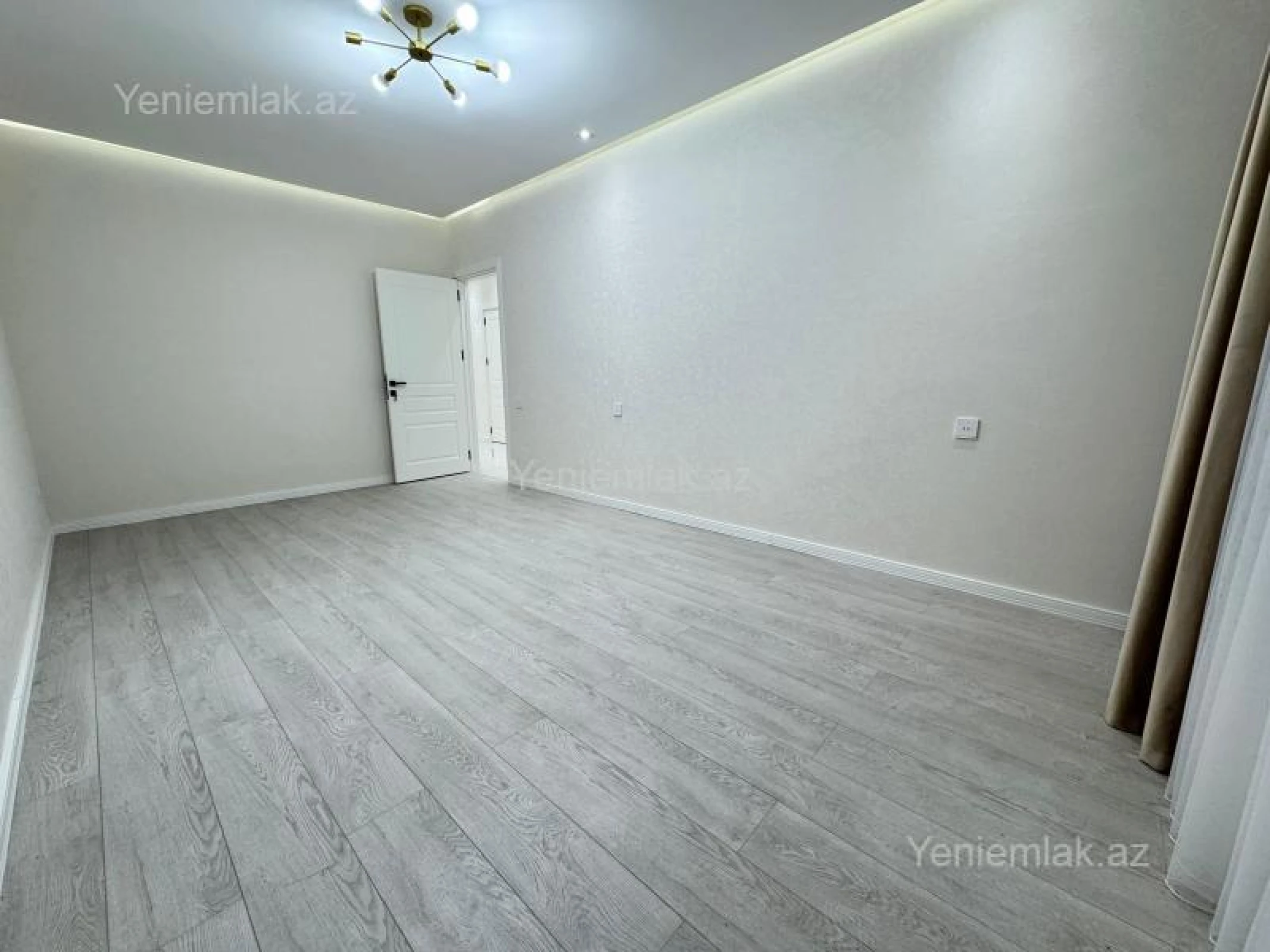 Satılır 3 otaqlı köhnə tikili 80 m²