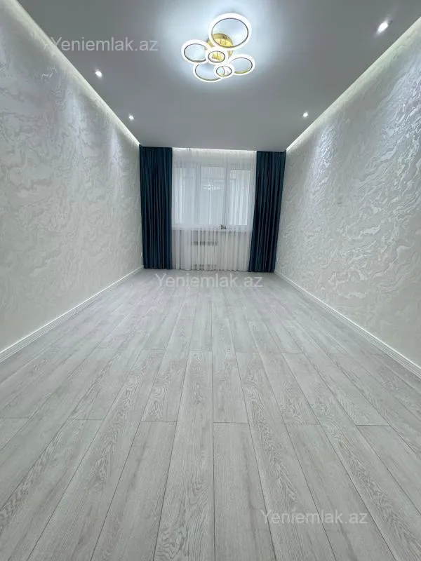 Satılır 3 otaqlı köhnə tikili 80 m²