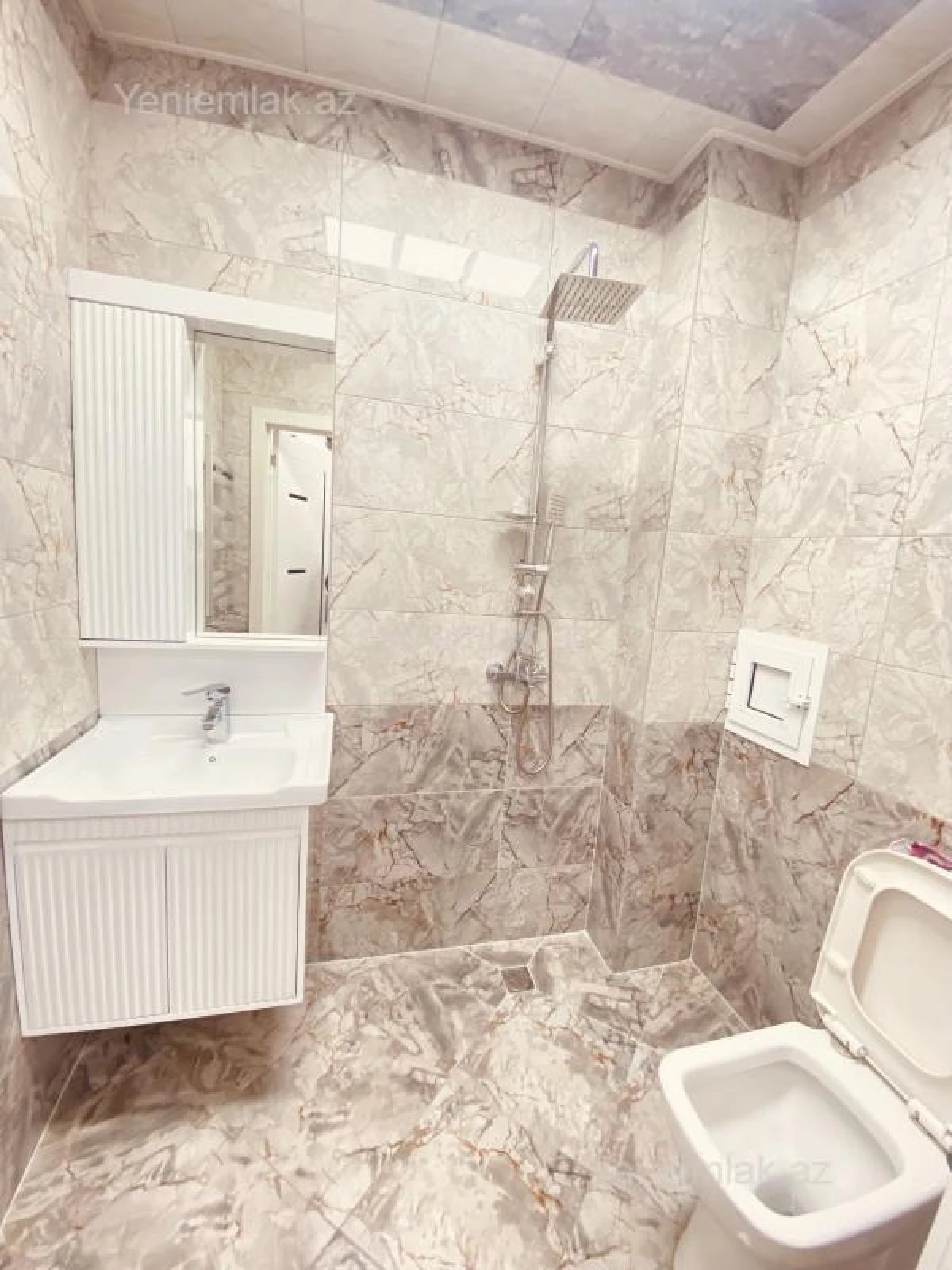 Satılır 2 otaqlı yeni tikili 40 m²