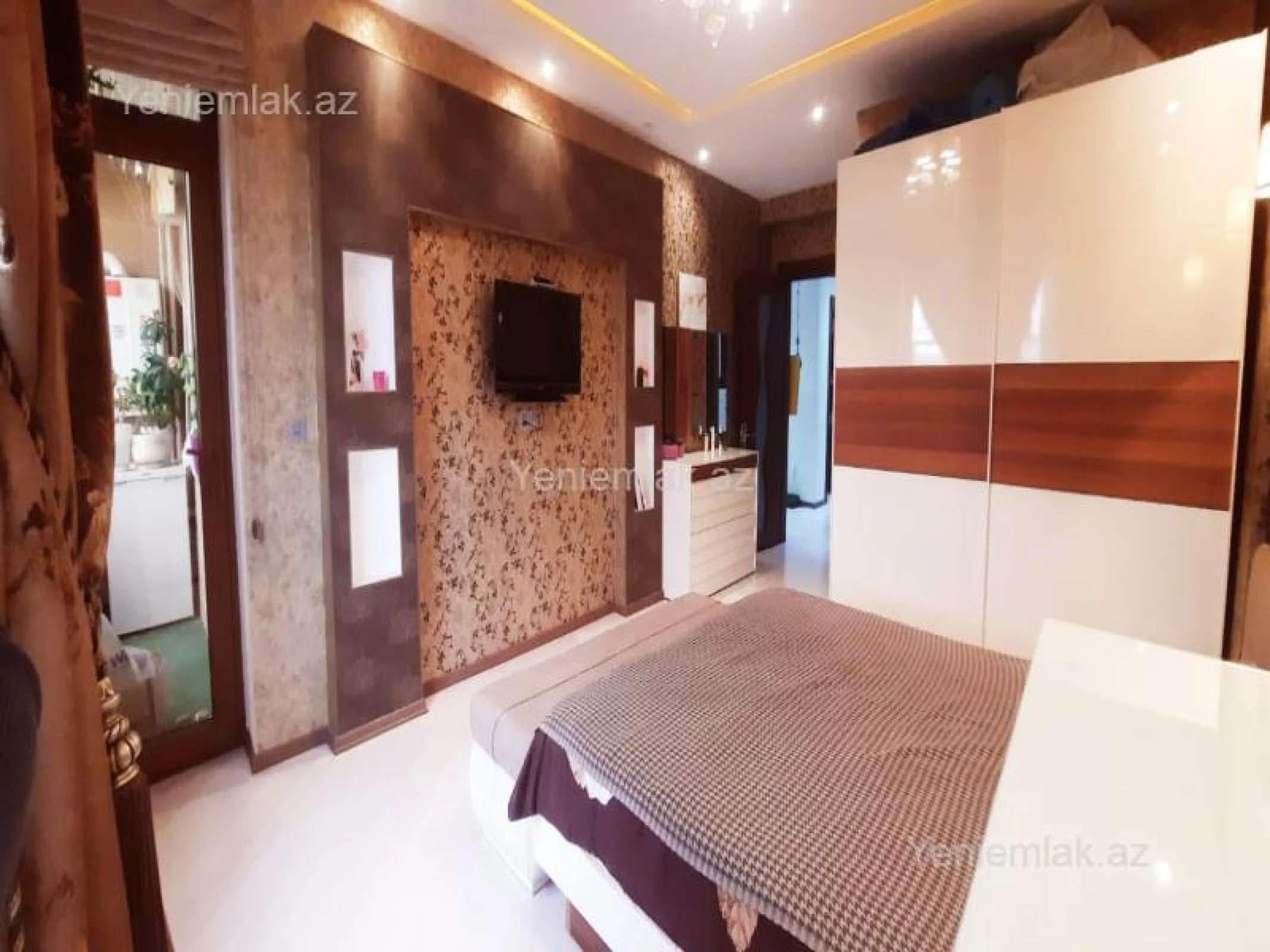 Satılır 4 otaqlı yeni tikili 167 m²