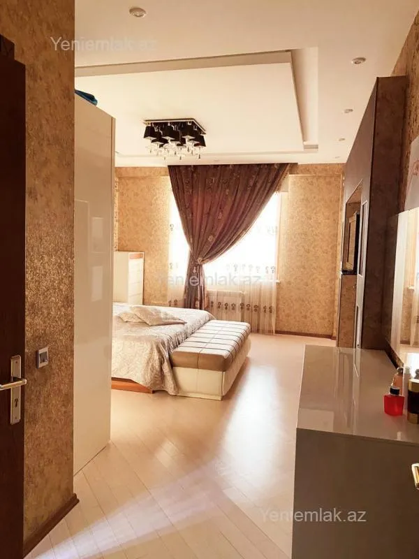 Satılır 4 otaqlı yeni tikili 167 m²