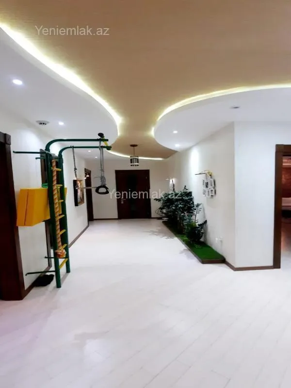 Satılır 4 otaqlı yeni tikili 167 m²