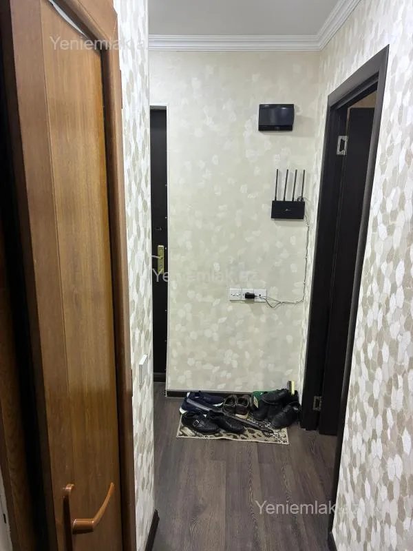 Satılır 2 otaqlı köhnə tikili 35 m²