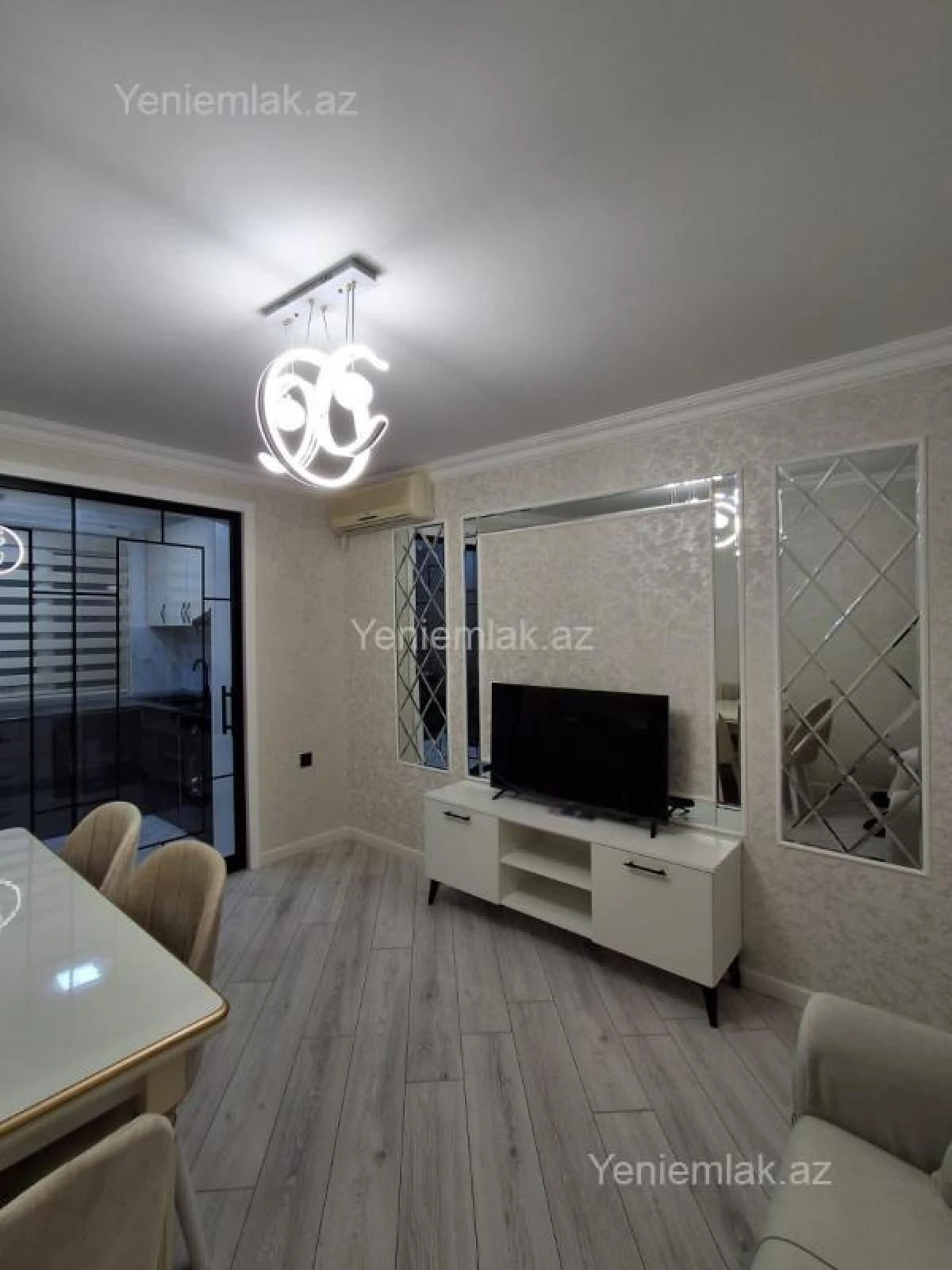 Satılır 3 otaqlı köhnə tikili 70 m²