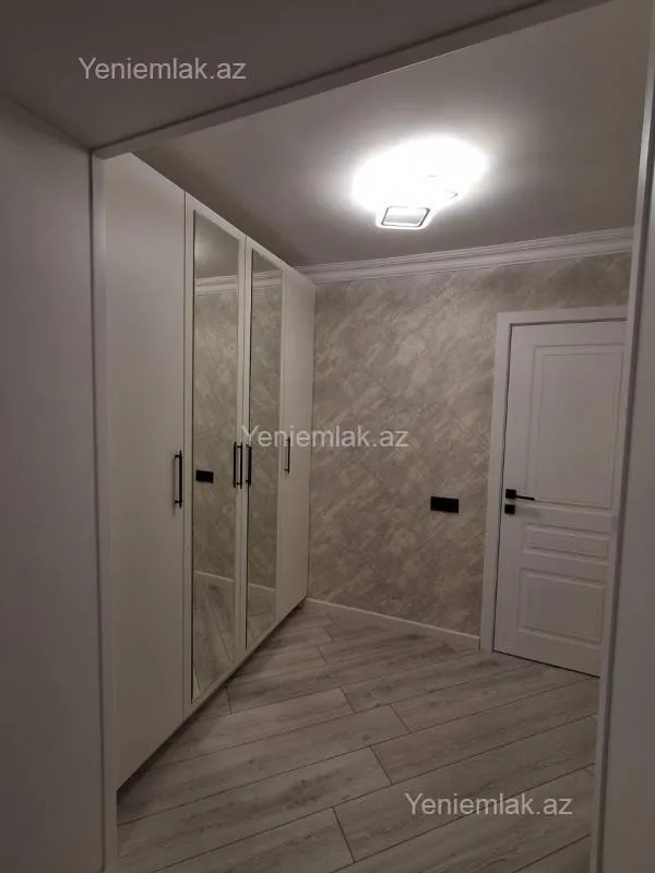 Satılır 3 otaqlı köhnə tikili 70 m²