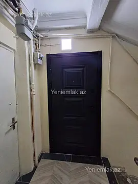 Satılır 3 otaqlı köhnə tikili 70 m²
