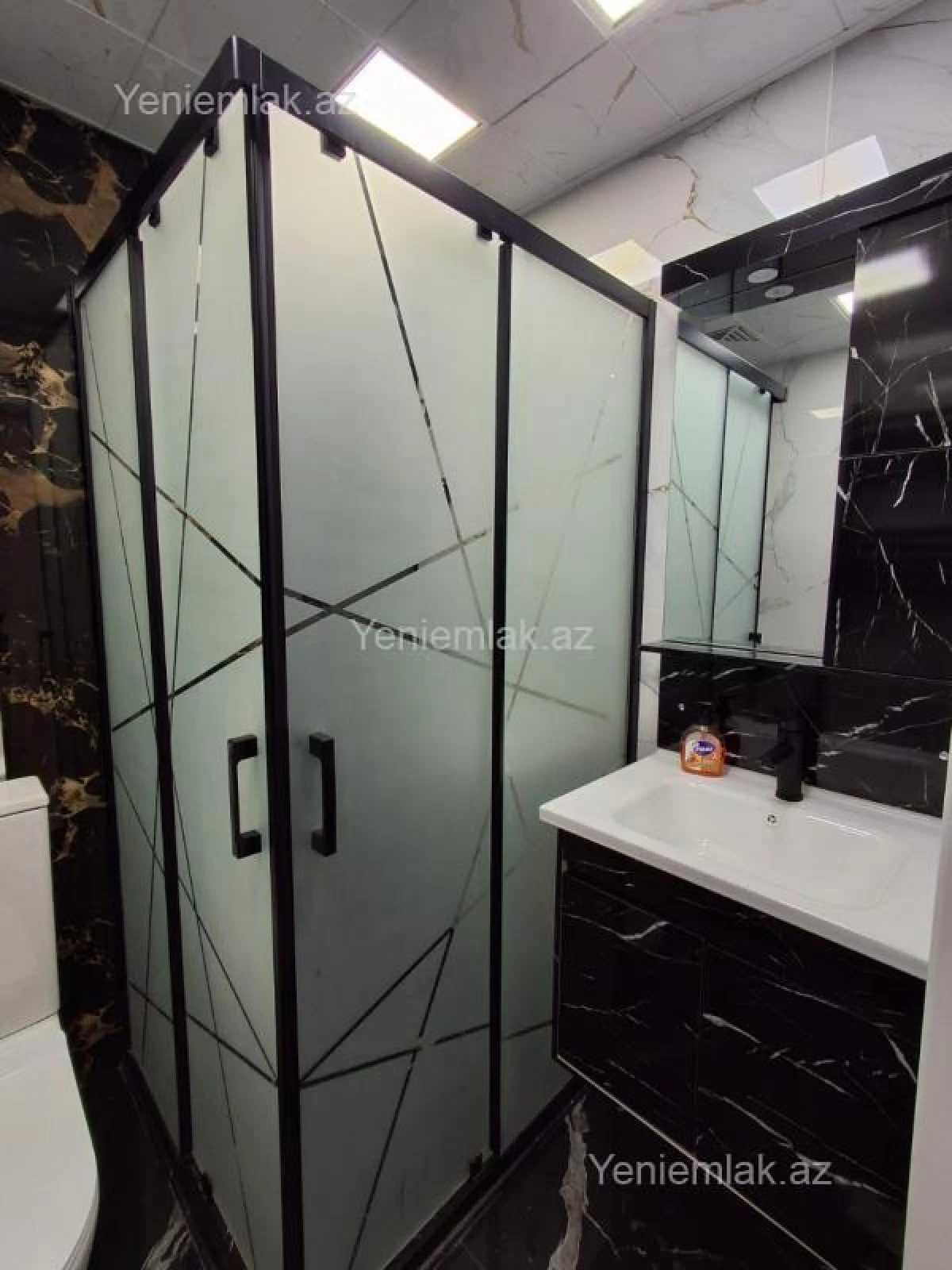 Satılır 3 otaqlı köhnə tikili 70 m²