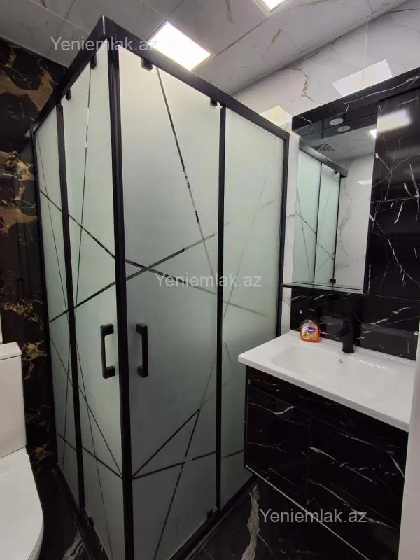 Satılır 3 otaqlı köhnə tikili 70 m²