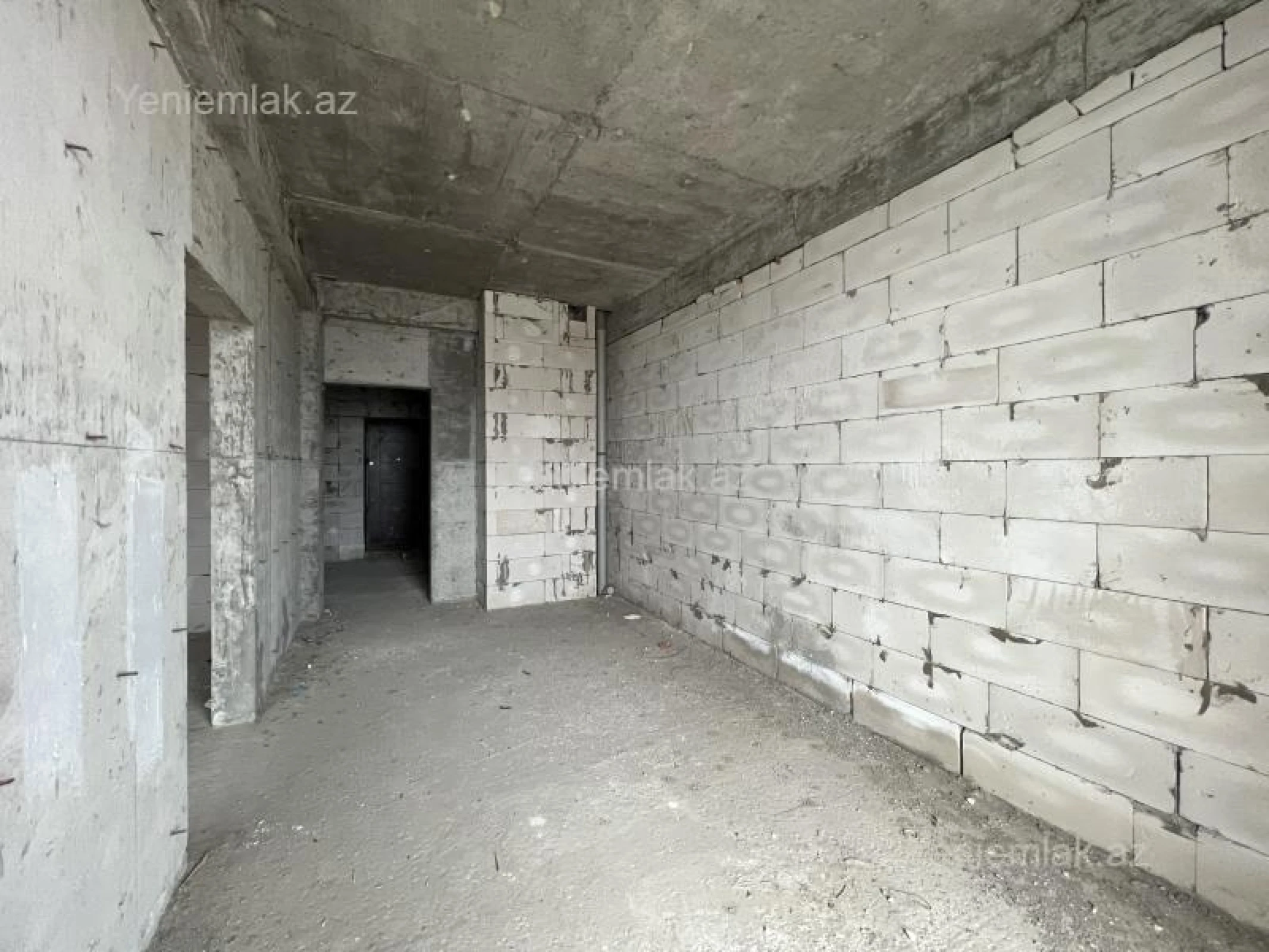 Satılır 4 otaqlı yeni tikili 200 m²