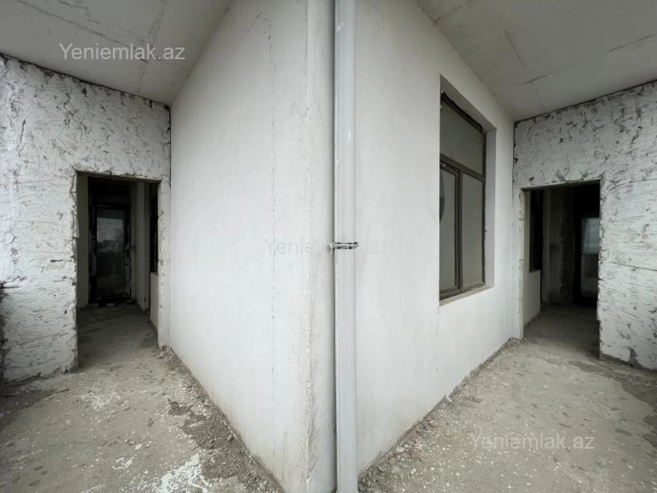 Satılır 4 otaqlı yeni tikili 200 m²