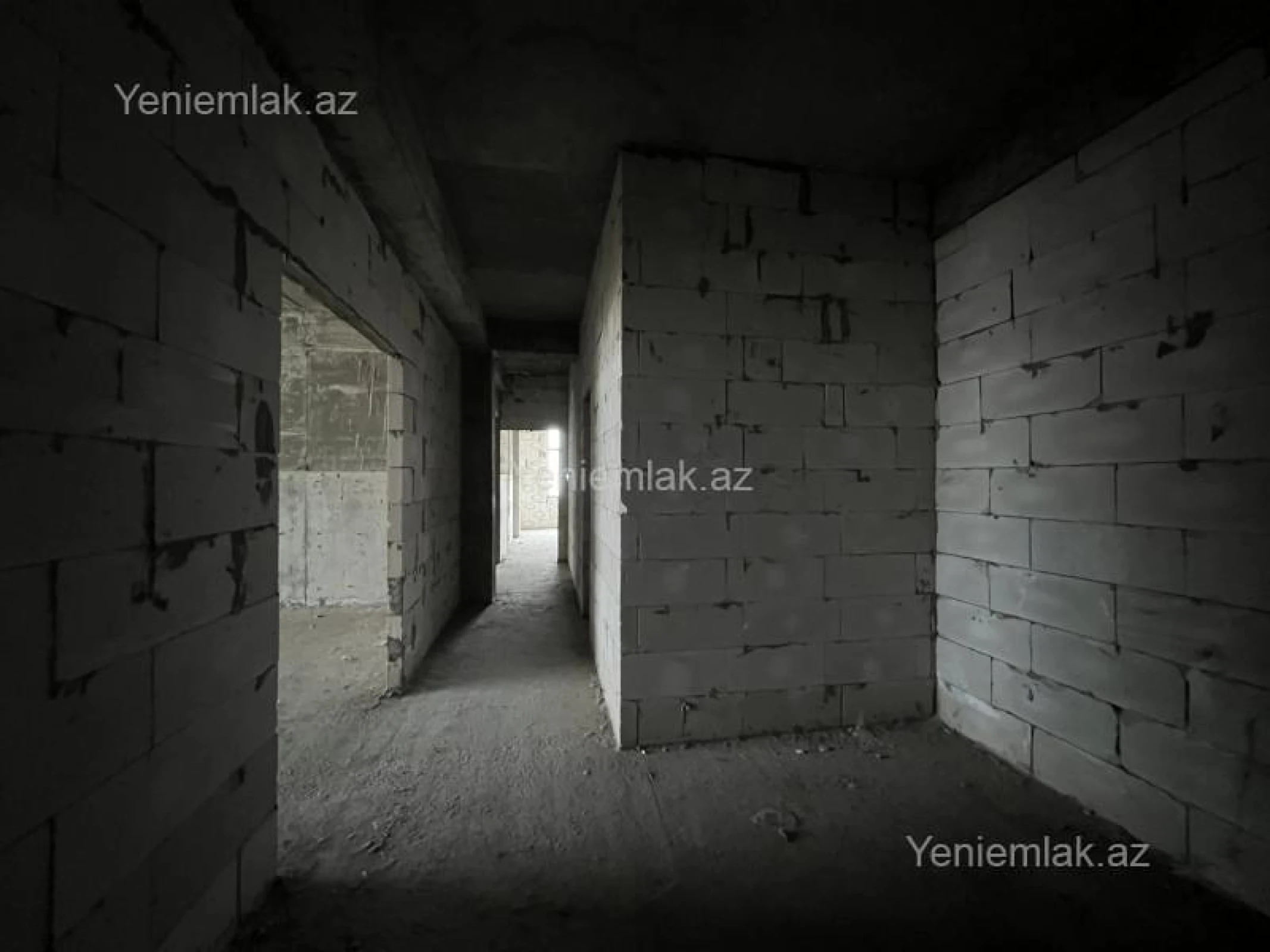 Satılır 4 otaqlı yeni tikili 200 m²