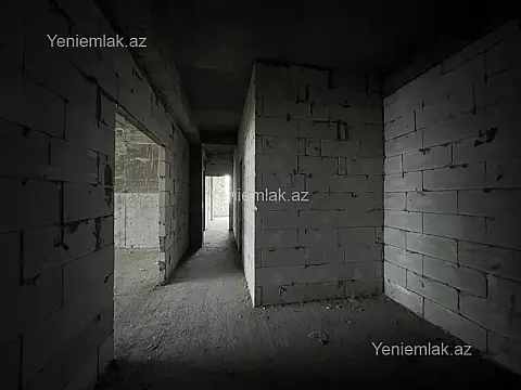 Satılır 4 otaqlı yeni tikili 200 m²